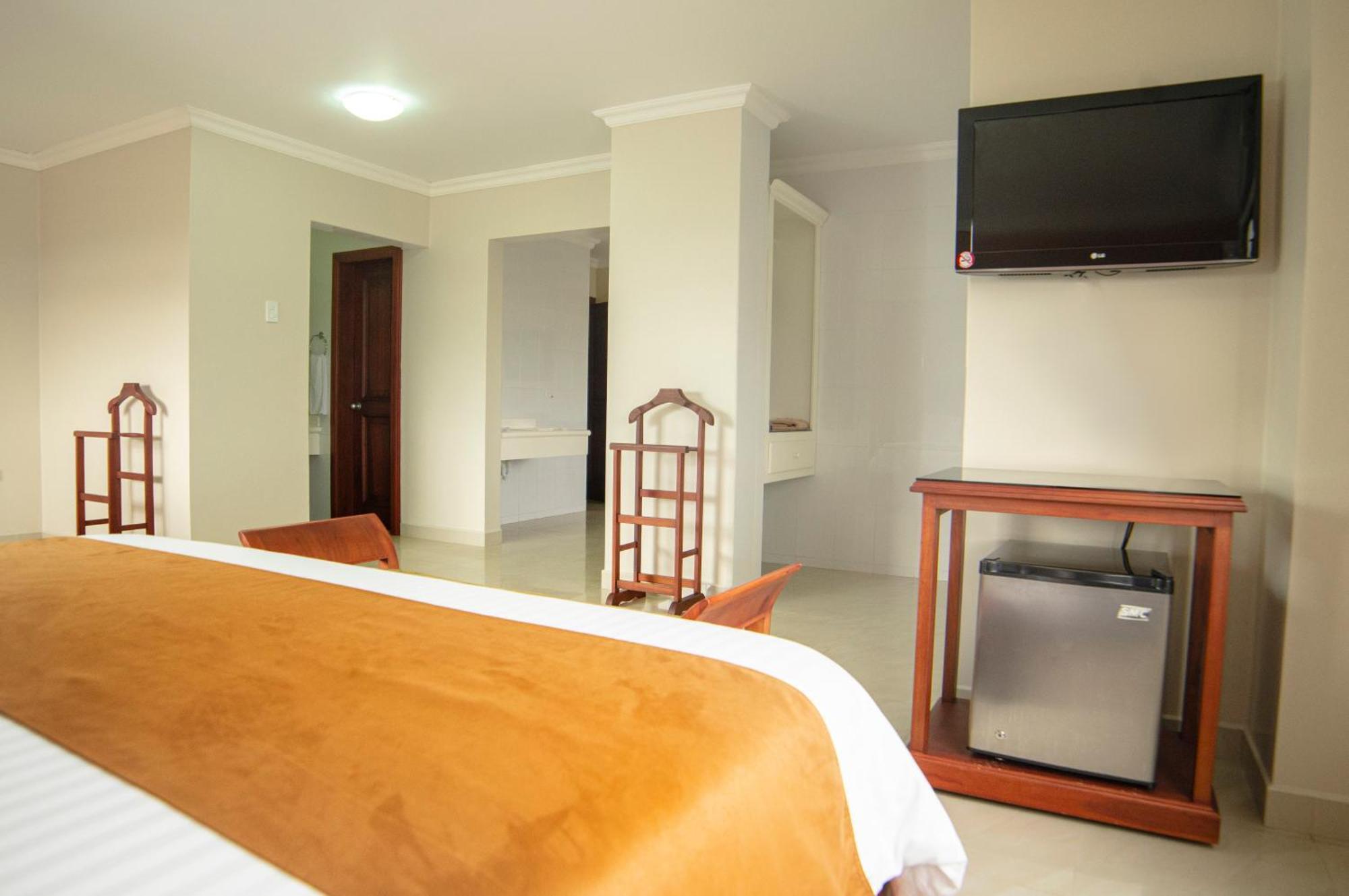 Gran Hotel De Lago - El Coca Puerto Francisco de Orellana Ngoại thất bức ảnh
