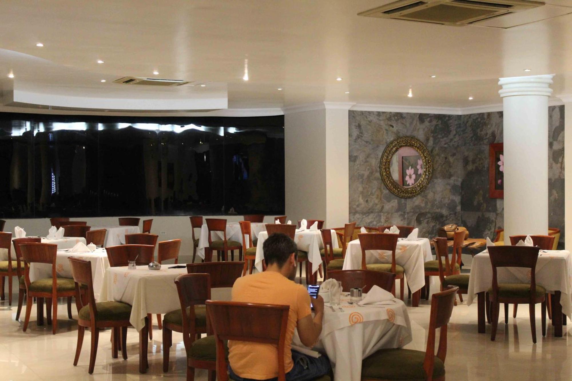 Gran Hotel De Lago - El Coca Puerto Francisco de Orellana Ngoại thất bức ảnh